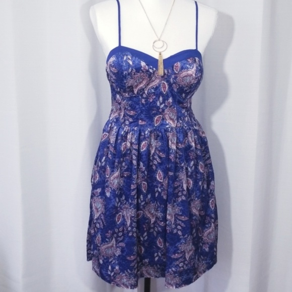 Dresses & Skirts - Paisley pattern spaghetti straps sundress  size S
